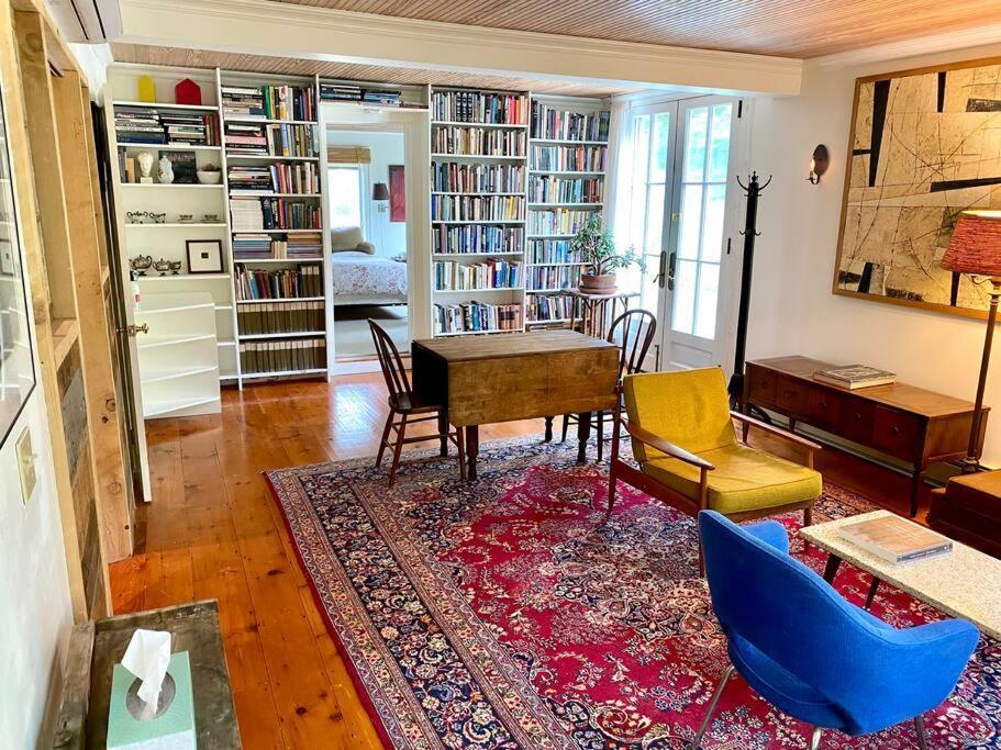 The Farmhouse Suite At Barn & Bike Red Hook Eksteriør billede
