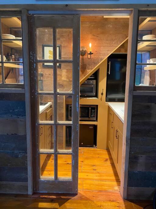 The Farmhouse Suite At Barn & Bike Red Hook Eksteriør billede